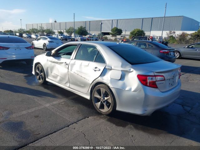 Photo 2 VIN: 4T1BK1FKXCU501116 - TOYOTA CAMRY 