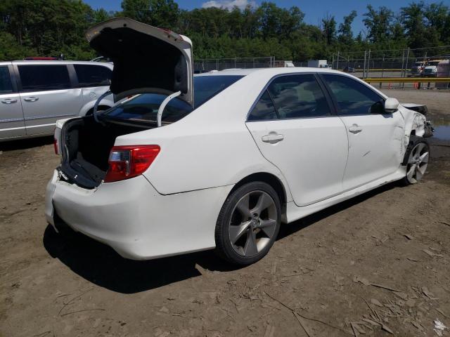 Photo 3 VIN: 4T1BK1FKXDU526115 - TOYOTA CAMRY SE 