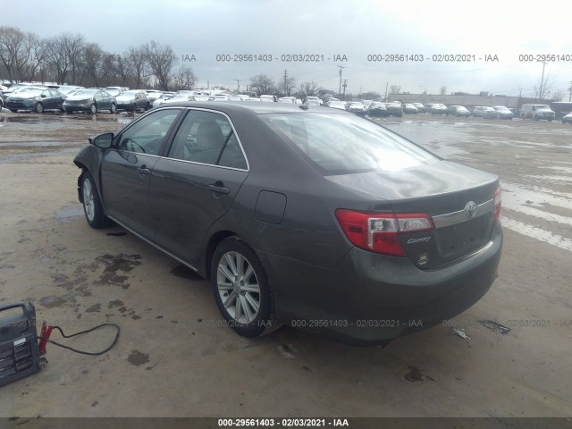 Photo 2 VIN: 4T1BK1FKXDU532139 - TOYOTA CAMRY 