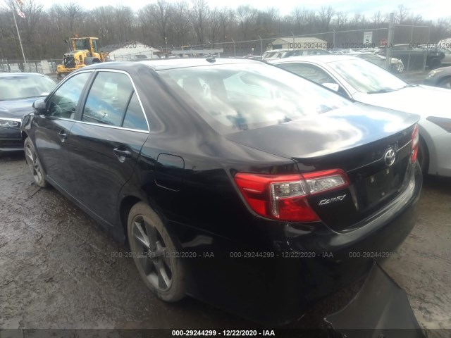 Photo 2 VIN: 4T1BK1FKXDU532545 - TOYOTA CAMRY 