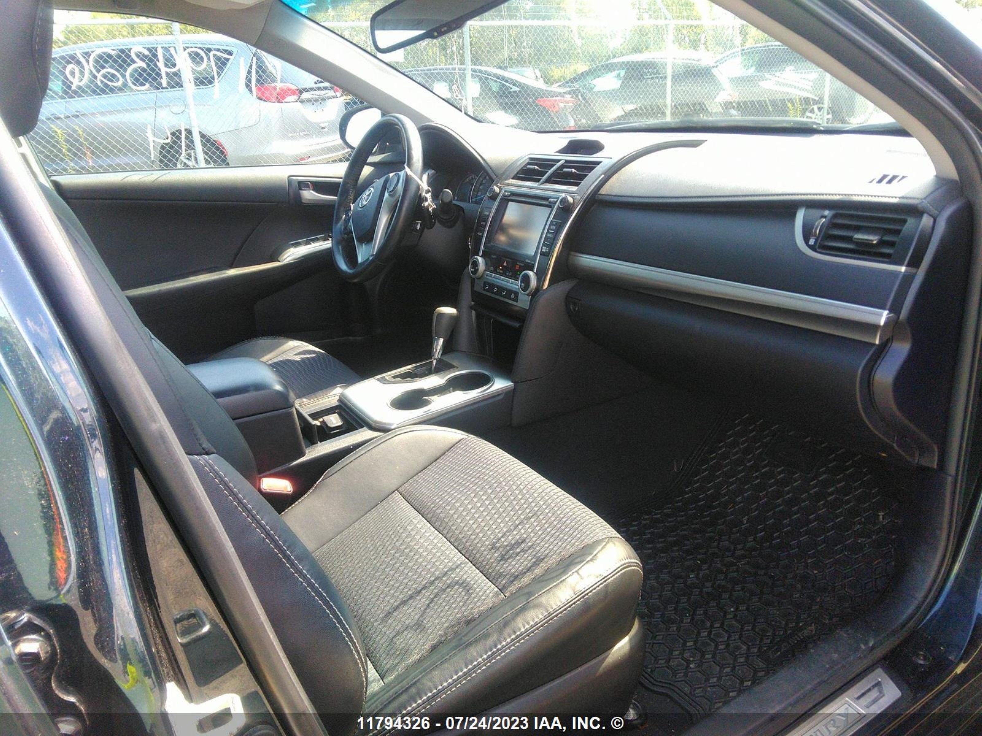 Photo 4 VIN: 4T1BK1FKXEU550531 - TOYOTA CAMRY 