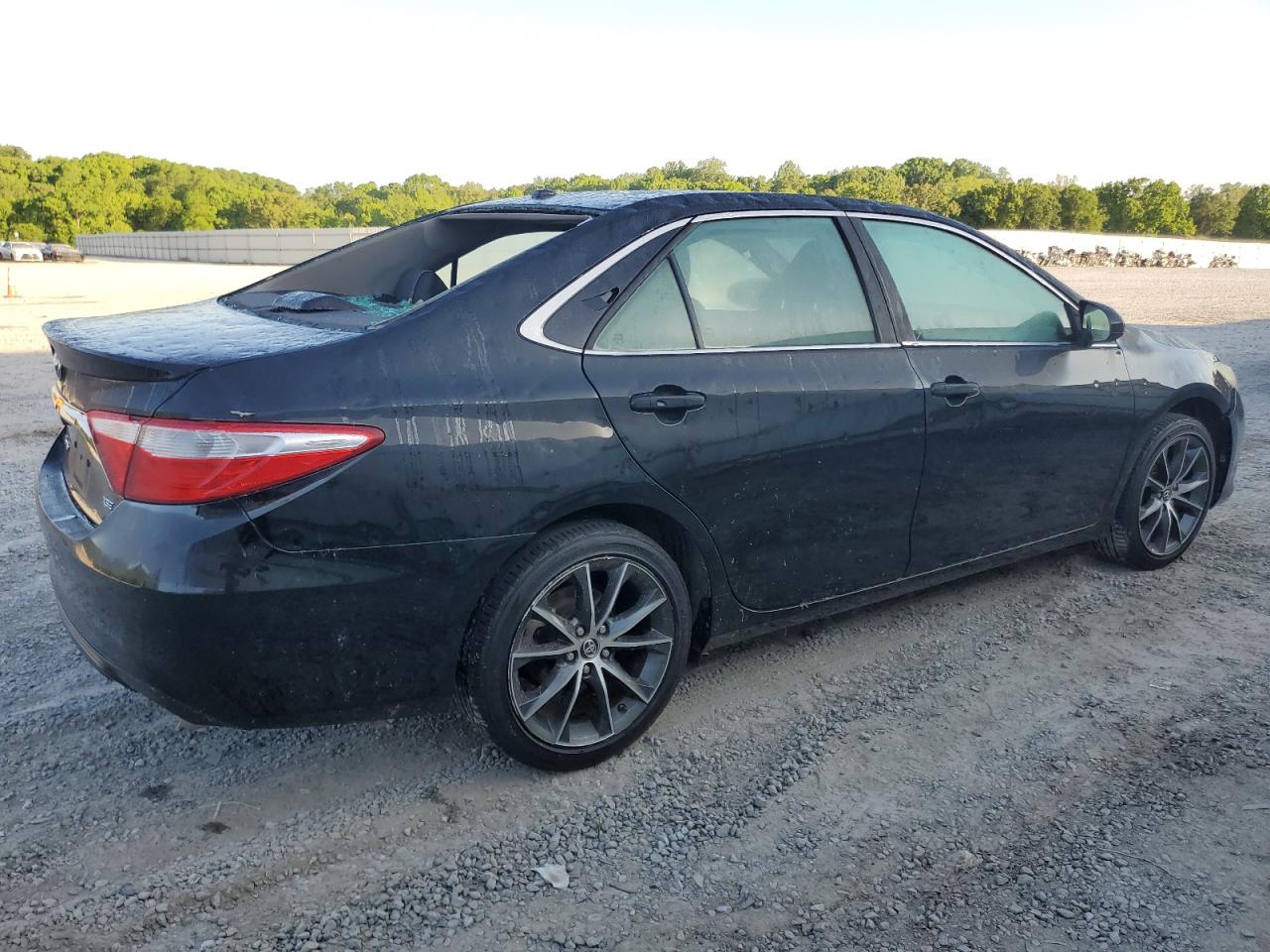 Photo 2 VIN: 4T1BK1FKXFU028774 - TOYOTA CAMRY 