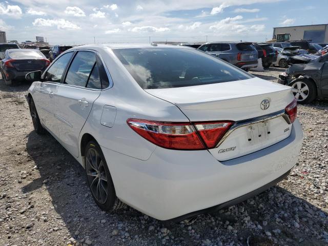 Photo 2 VIN: 4T1BK1FKXFU561739 - TOYOTA CAMRY XSE 