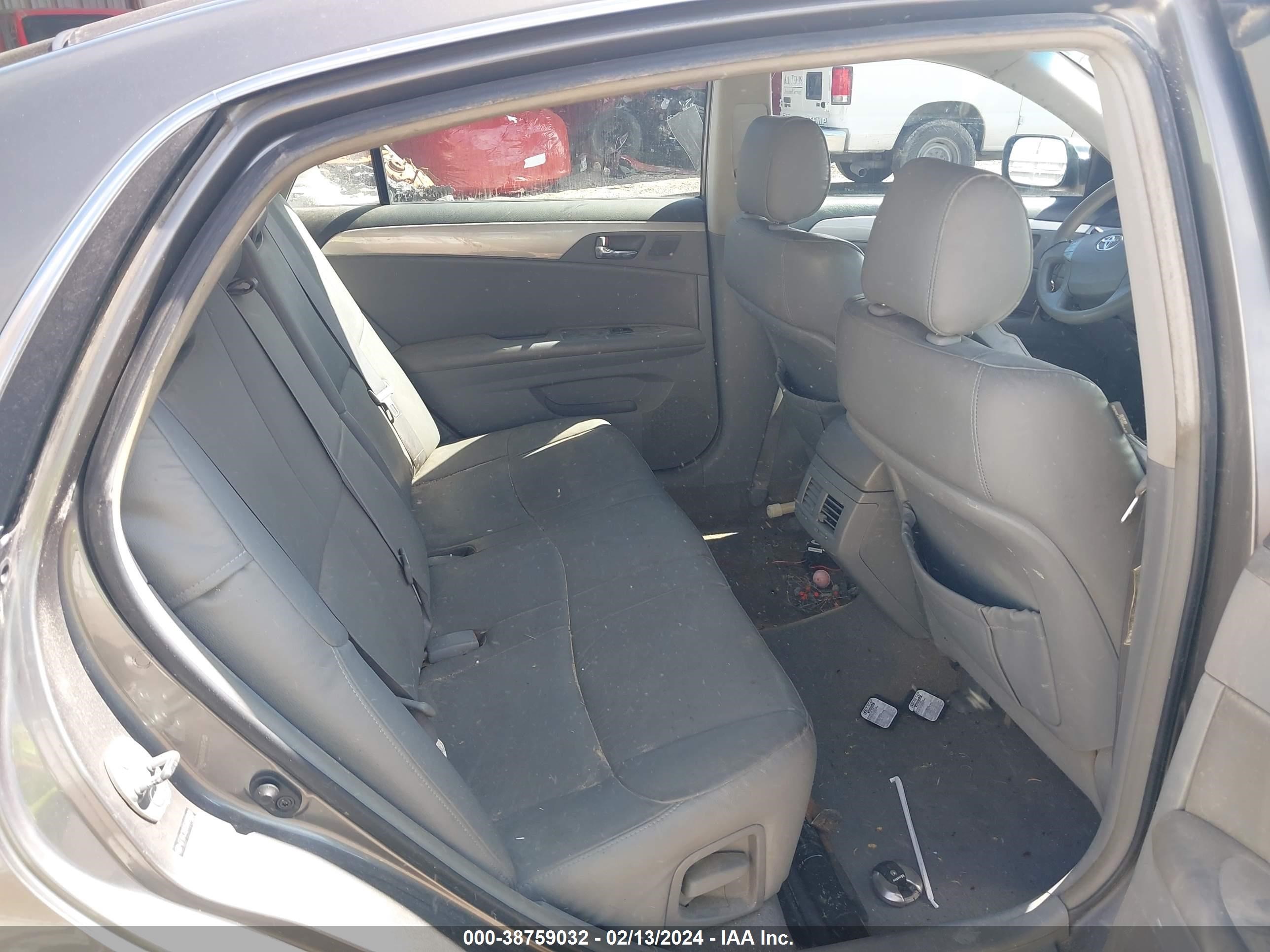 Photo 7 VIN: 4T1BK36B05U006860 - TOYOTA AVALON 