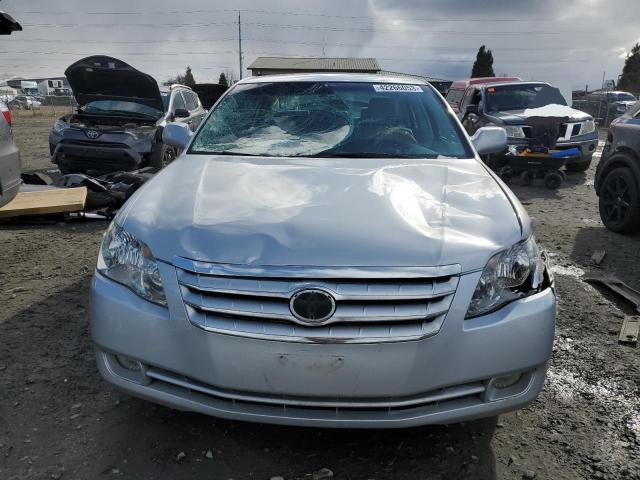 Photo 4 VIN: 4T1BK36B05U016093 - TOYOTA AVALON XL 