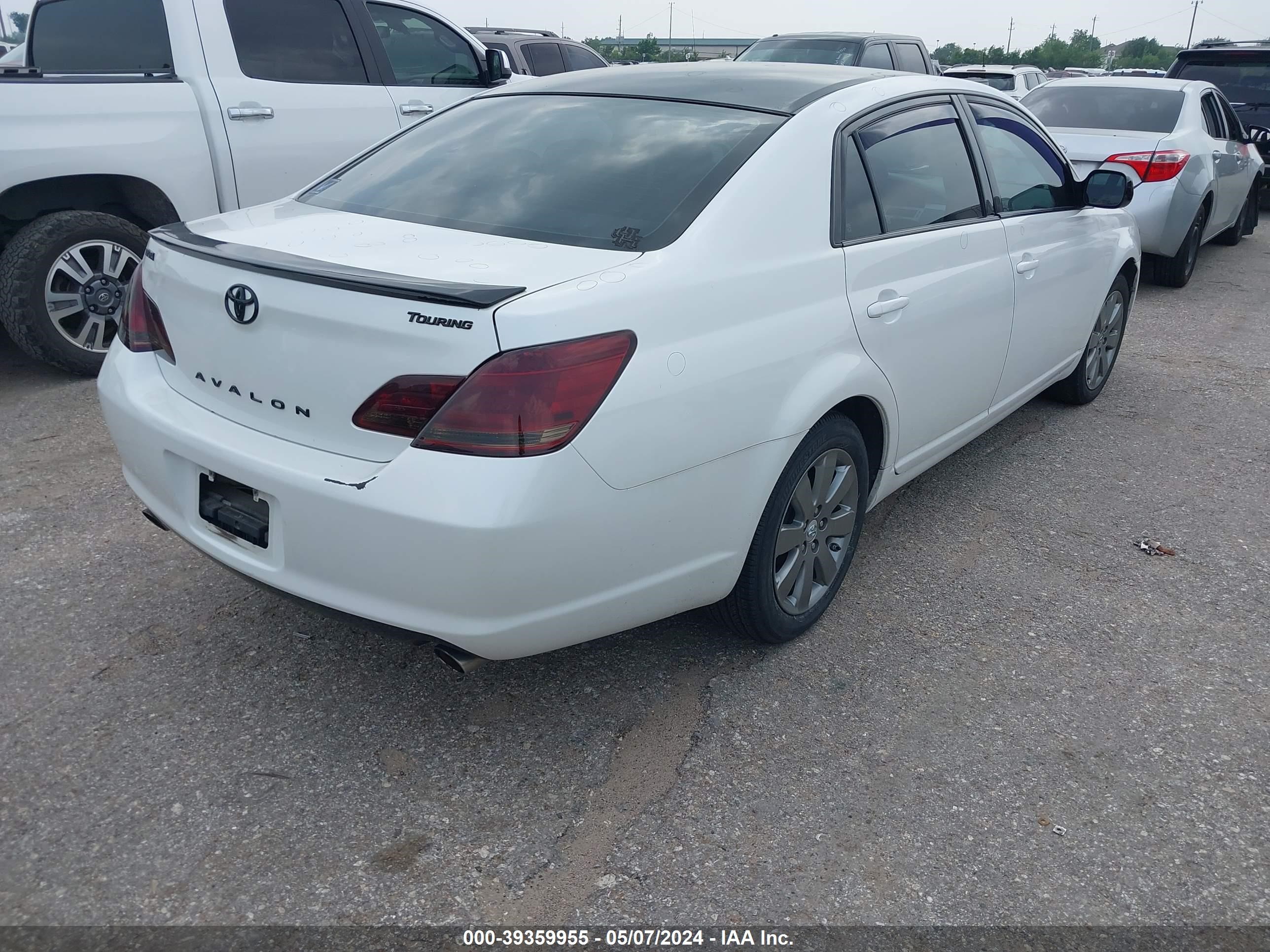 Photo 3 VIN: 4T1BK36B07U206141 - TOYOTA AVALON 