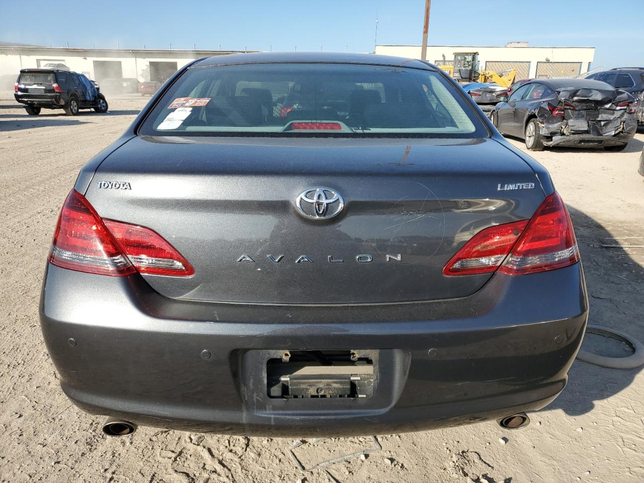 Photo 5 VIN: 4T1BK36B08U257964 - TOYOTA AVALON 