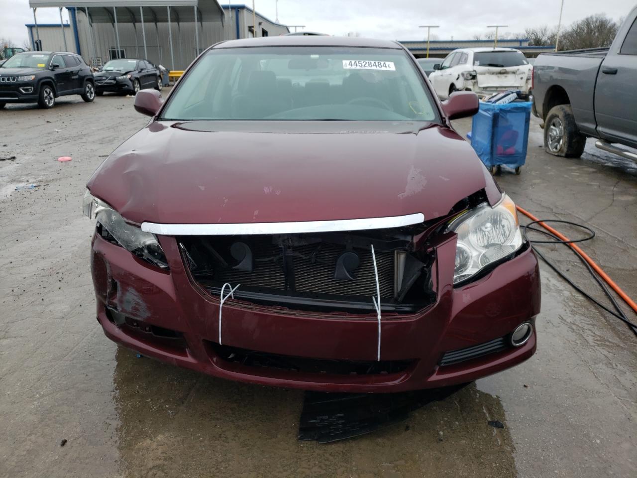 Photo 4 VIN: 4T1BK36B08U276823 - TOYOTA AVALON 