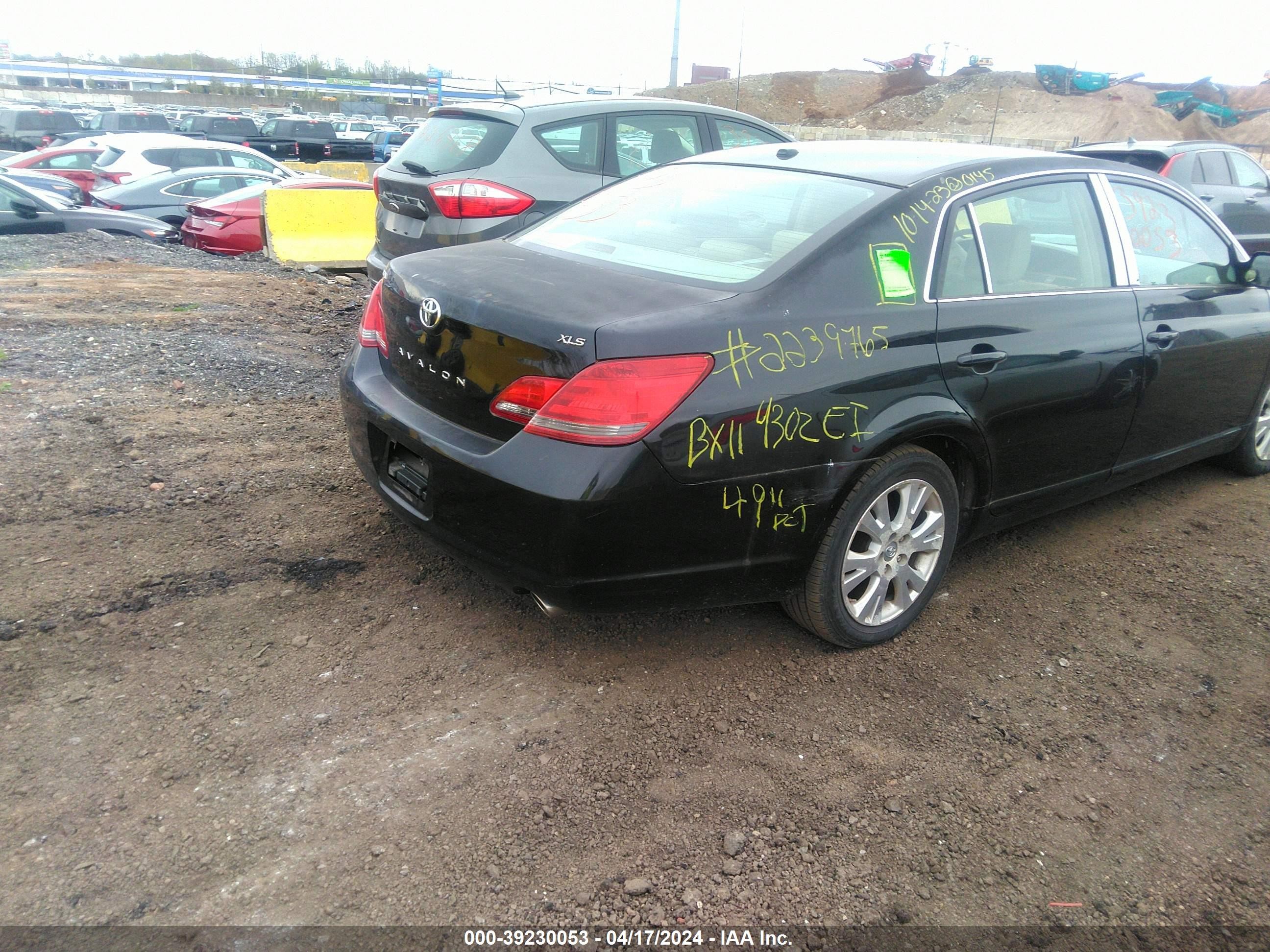 Photo 3 VIN: 4T1BK36B09U337220 - TOYOTA AVALON 