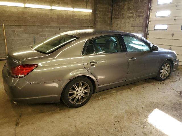 Photo 2 VIN: 4T1BK36B15U008357 - TOYOTA AVALON 