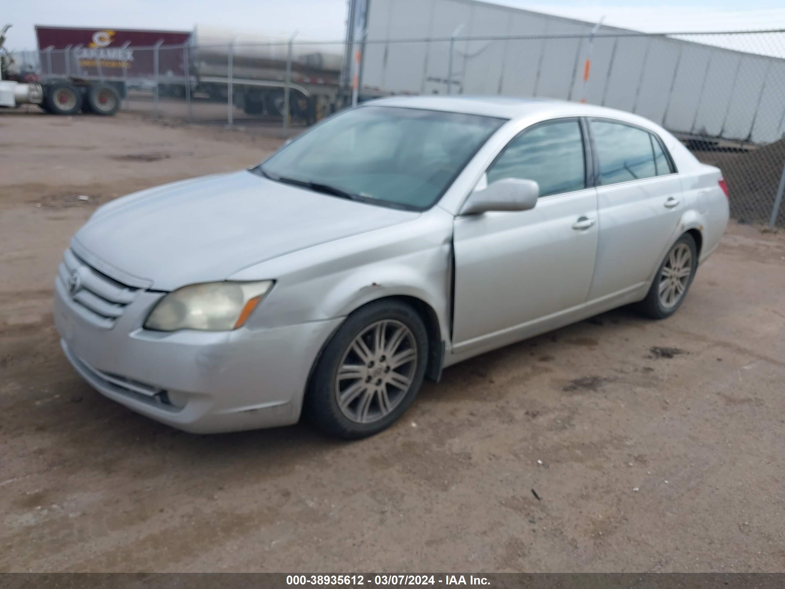 Photo 1 VIN: 4T1BK36B16U069225 - TOYOTA AVALON 