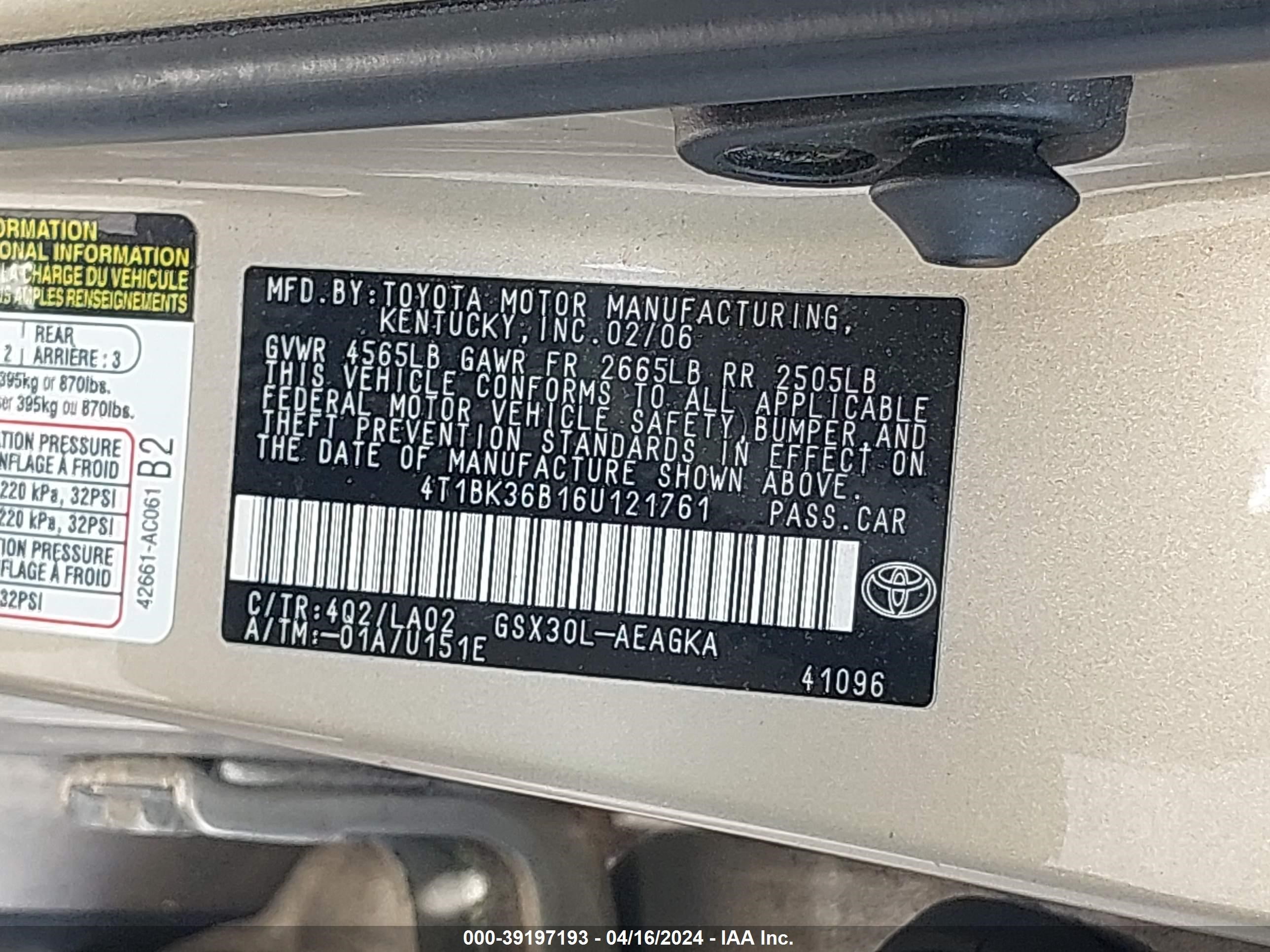 Photo 8 VIN: 4T1BK36B16U121761 - TOYOTA AVALON 