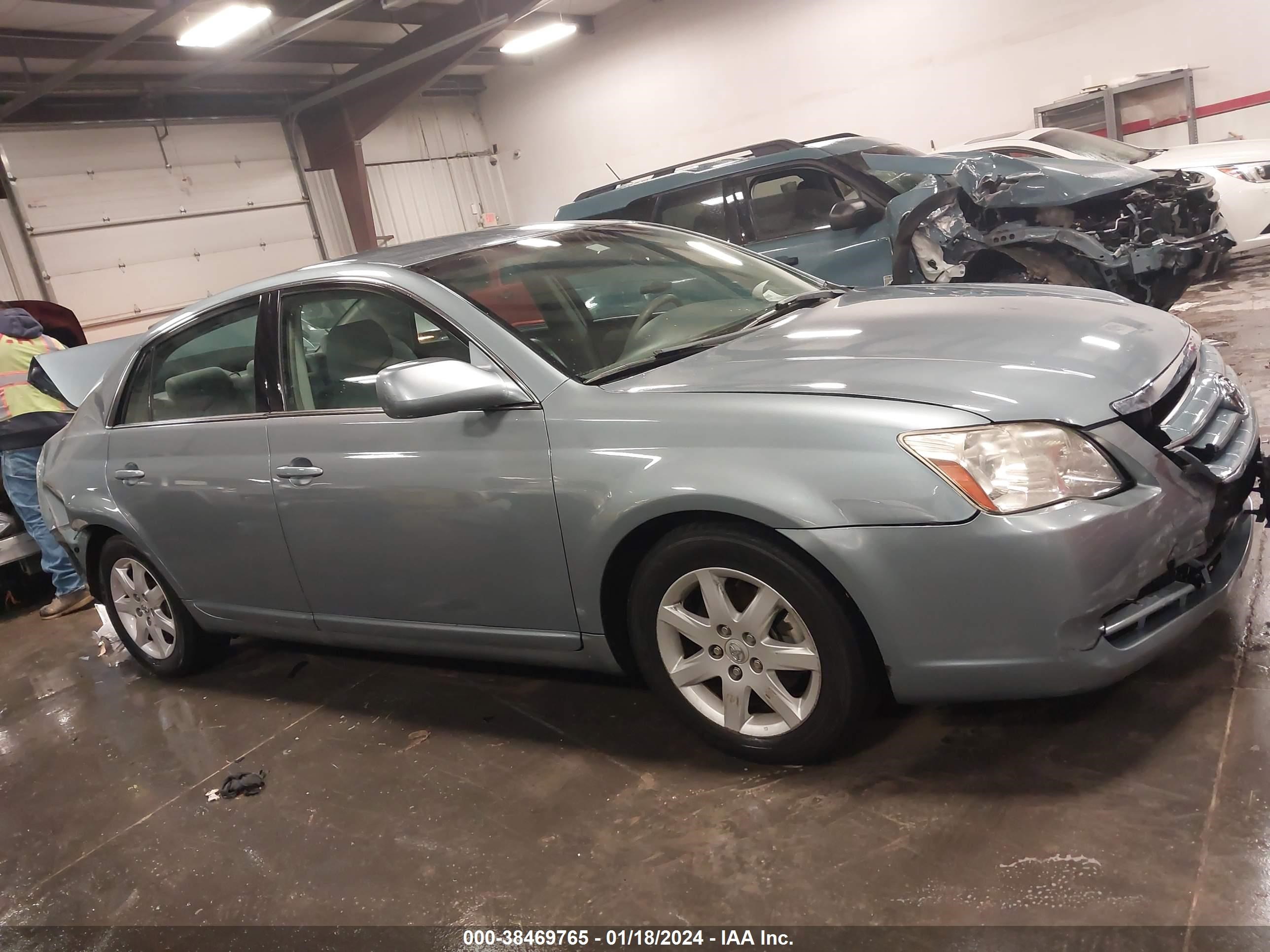 Photo 12 VIN: 4T1BK36B16U125857 - TOYOTA AVALON 