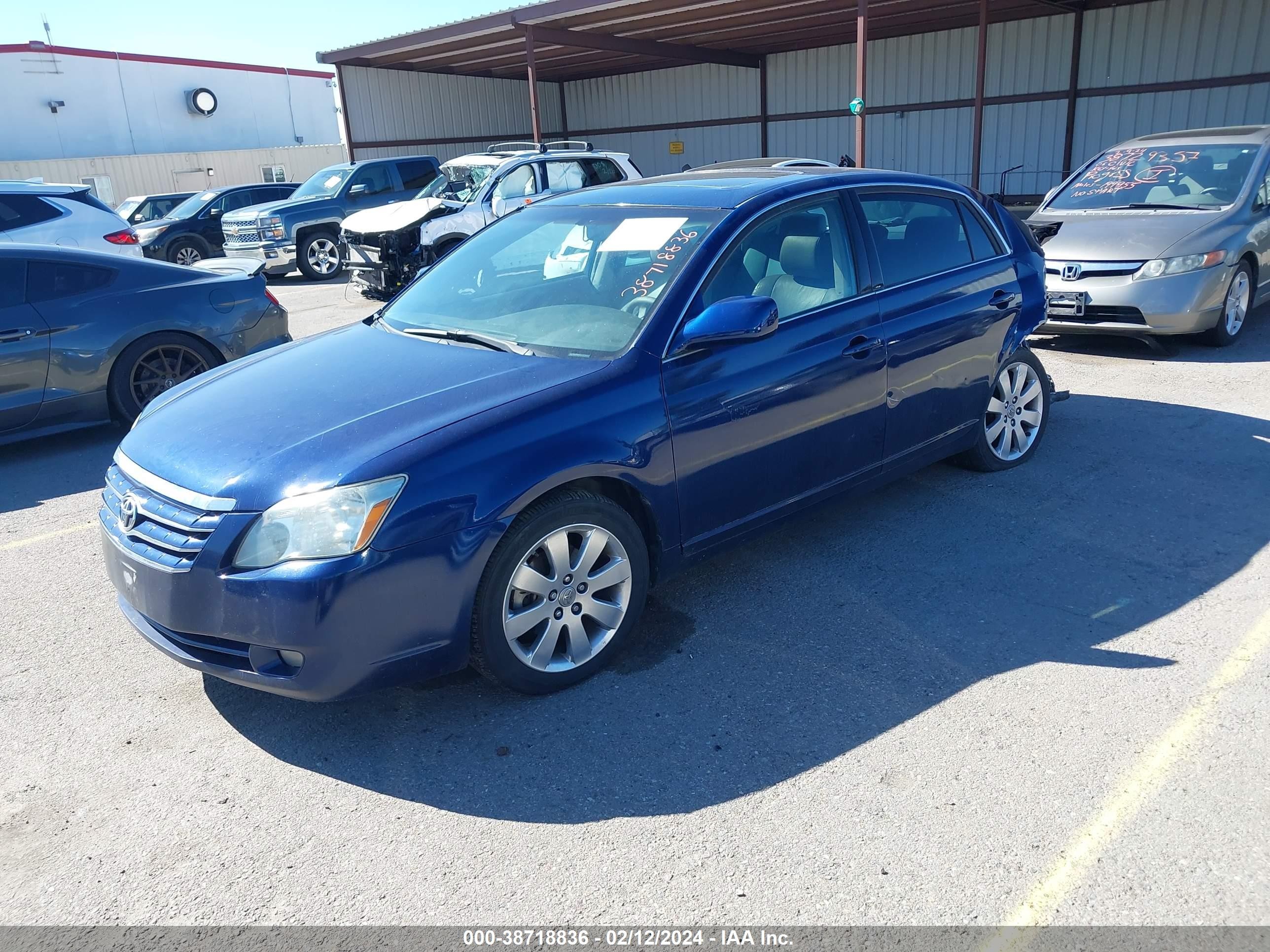 Photo 1 VIN: 4T1BK36B17U182562 - TOYOTA AVALON 