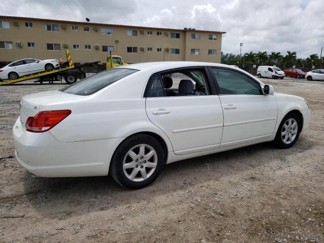 Photo 2 VIN: 4T1BK36B17U214796 - TOYOTA AVALON XL 