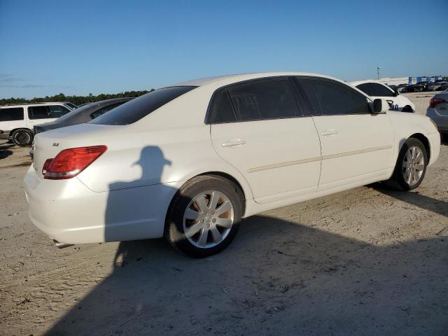 Photo 2 VIN: 4T1BK36B17U215043 - TOYOTA AVALON XL 