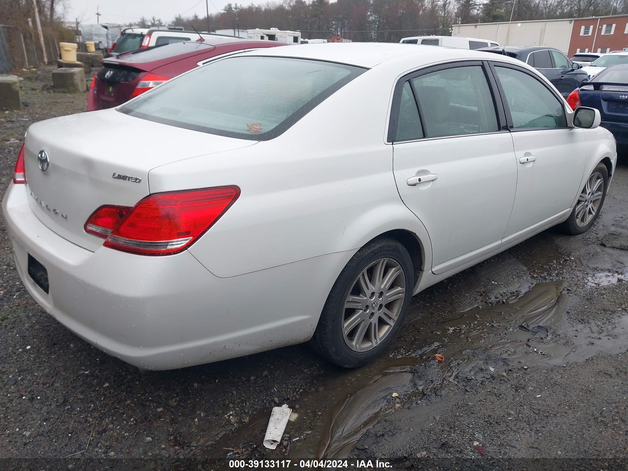 Photo 3 VIN: 4T1BK36B17U250701 - TOYOTA AVALON 