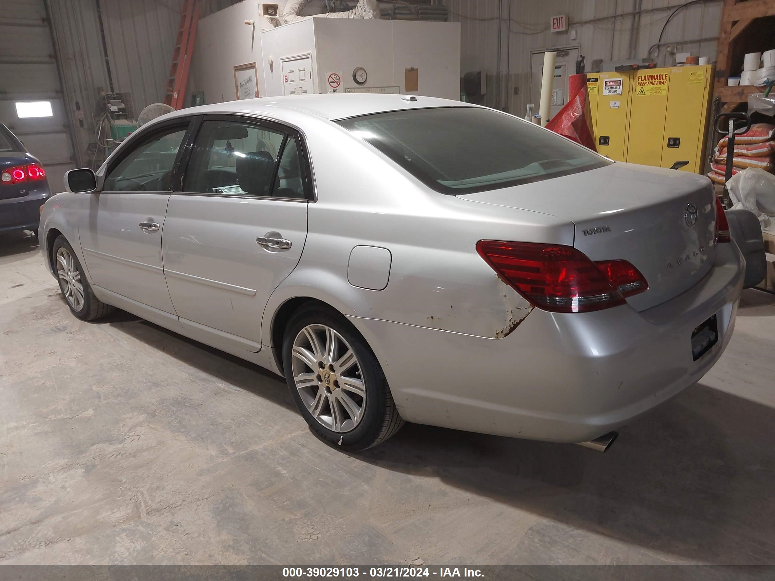 Photo 2 VIN: 4T1BK36B19U331409 - TOYOTA AVALON 