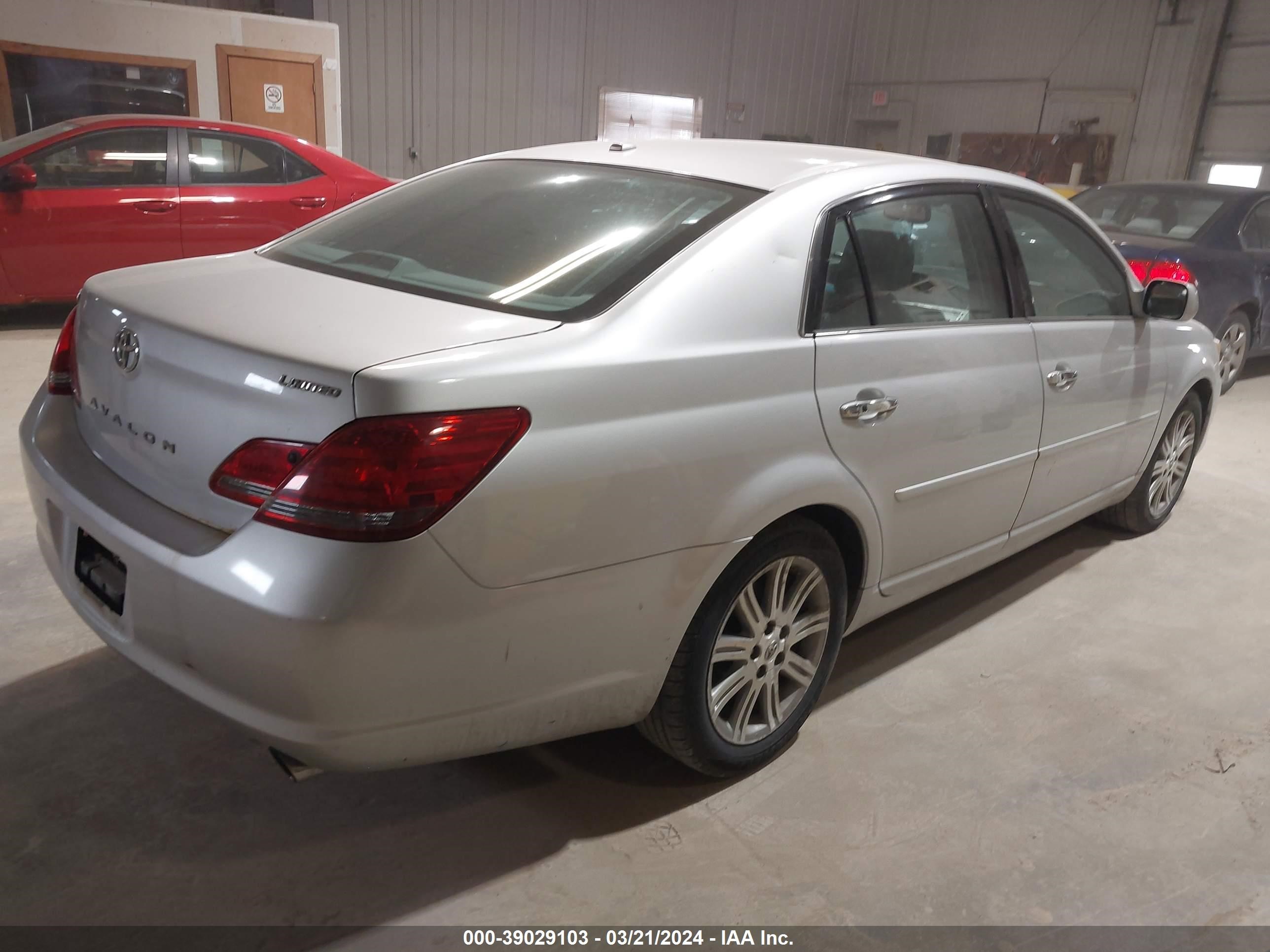 Photo 3 VIN: 4T1BK36B19U331409 - TOYOTA AVALON 