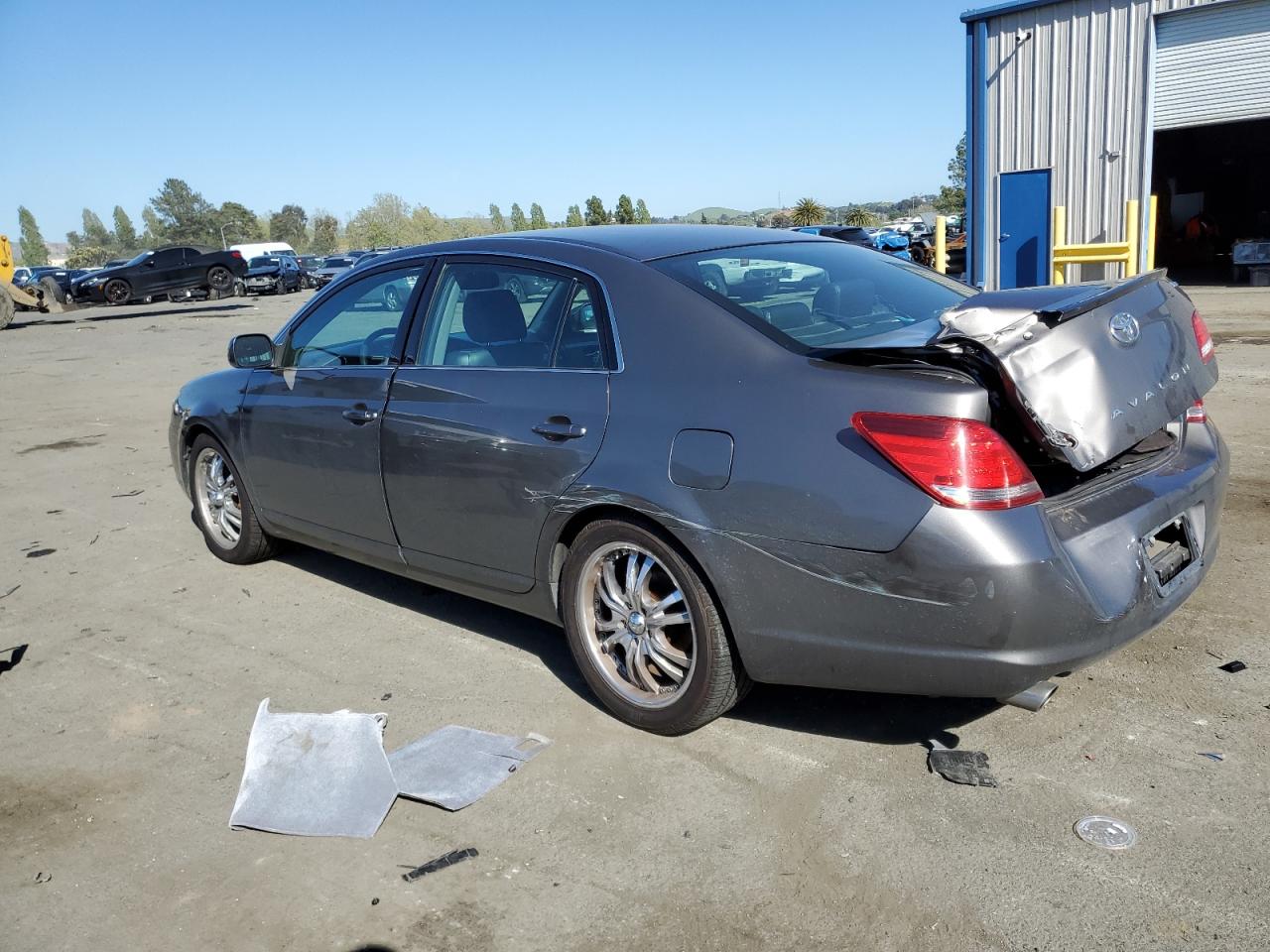 Photo 1 VIN: 4T1BK36B25U014295 - TOYOTA AVALON 