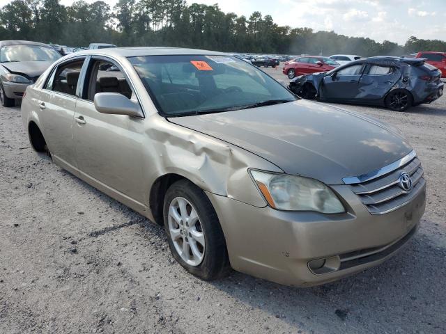 Photo 3 VIN: 4T1BK36B25U028942 - TOYOTA AVALON XL 