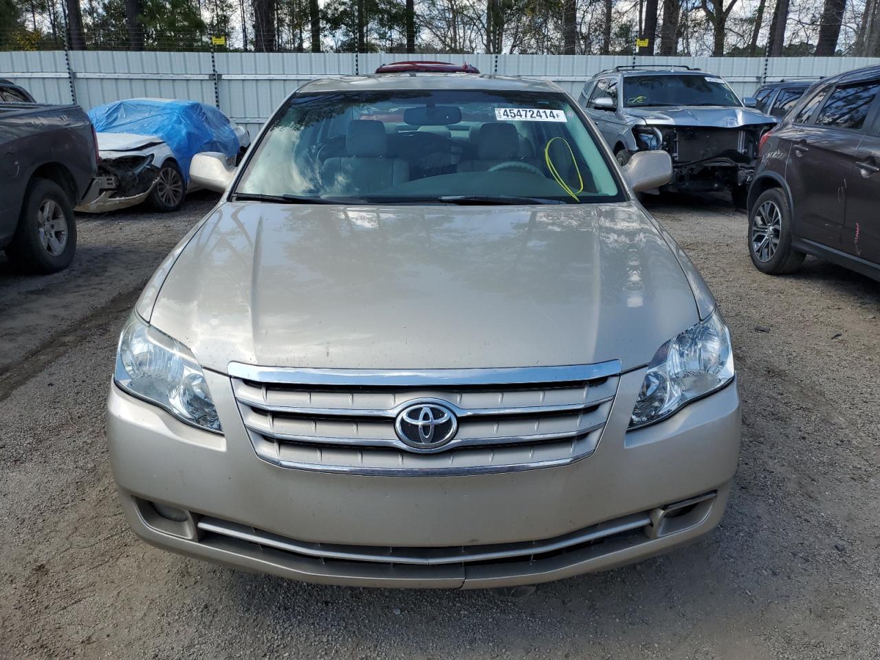 Photo 4 VIN: 4T1BK36B25U043313 - TOYOTA AVALON 