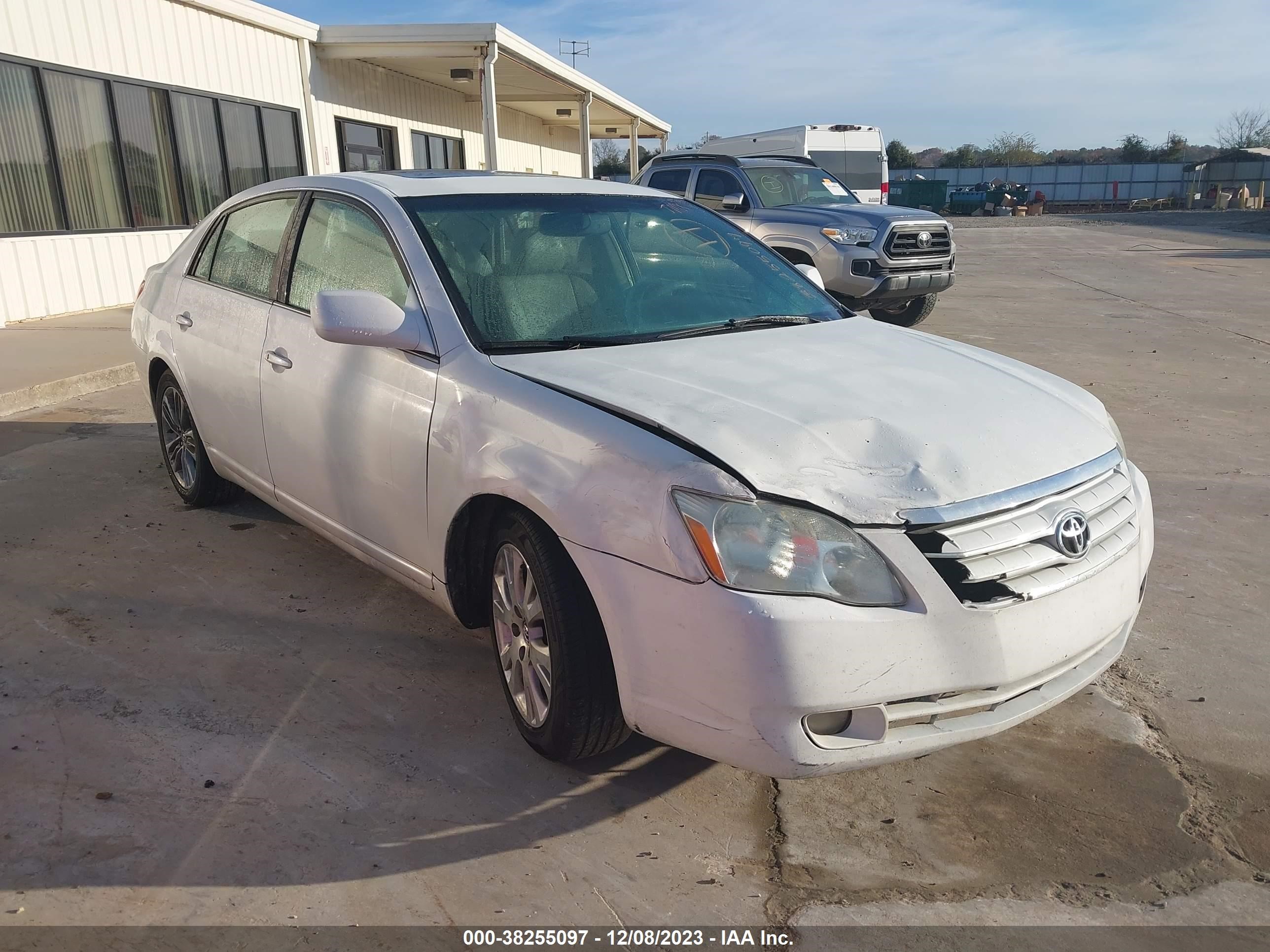 Photo 5 VIN: 4T1BK36B26U130999 - TOYOTA AVALON 