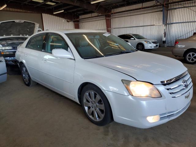 Photo 3 VIN: 4T1BK36B26U141386 - TOYOTA AVALON XL 