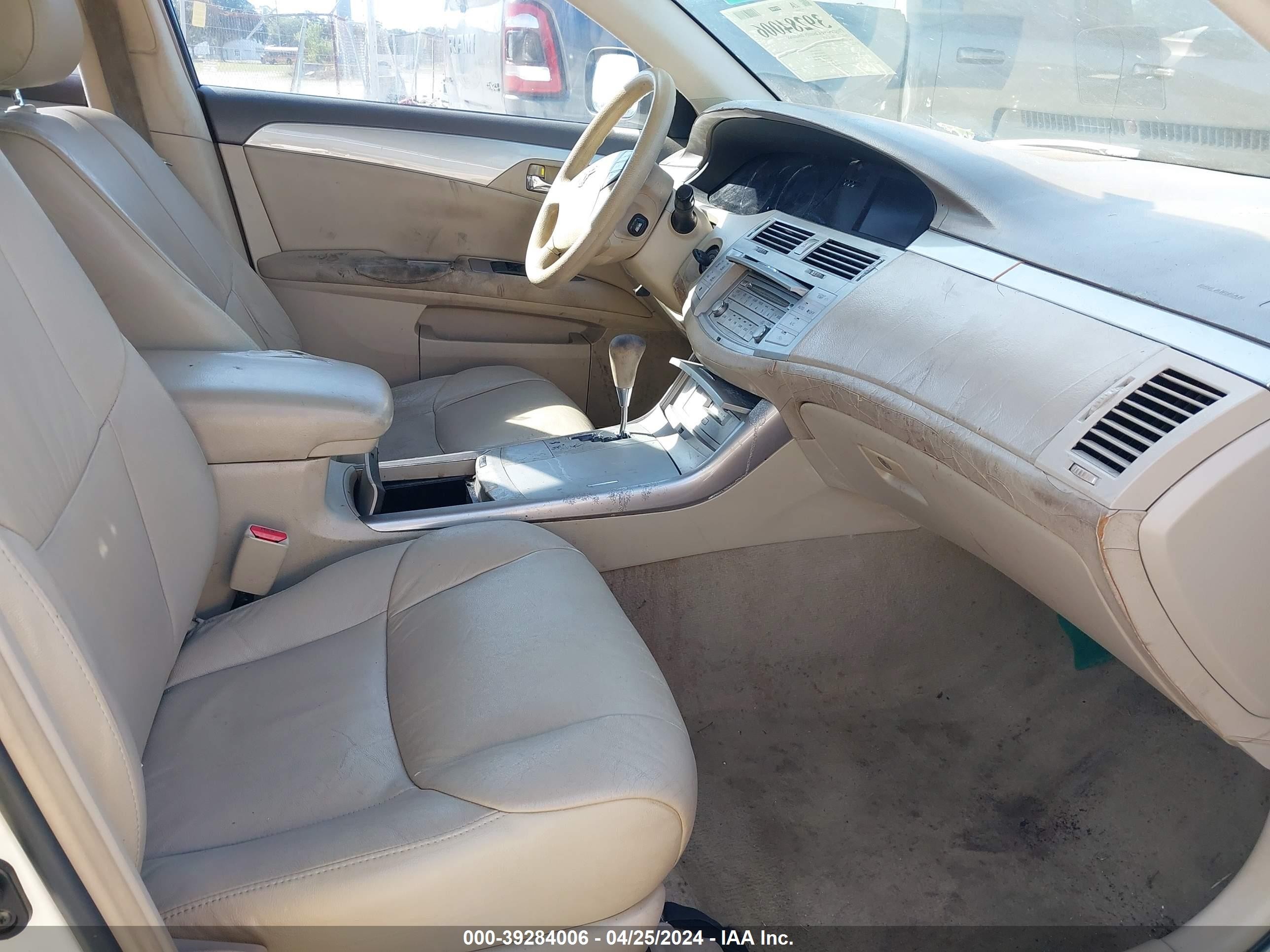 Photo 4 VIN: 4T1BK36B27U206366 - TOYOTA AVALON 