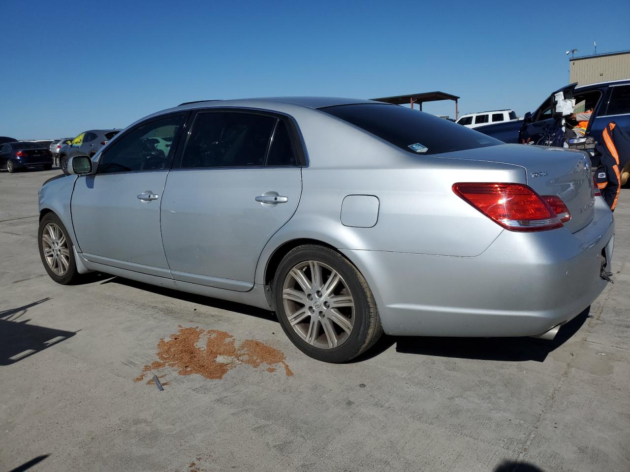 Photo 1 VIN: 4T1BK36B27U238251 - TOYOTA AVALON 