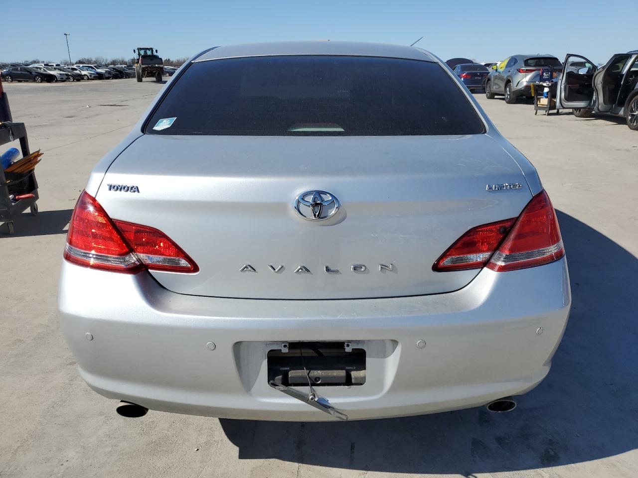 Photo 5 VIN: 4T1BK36B27U238251 - TOYOTA AVALON 