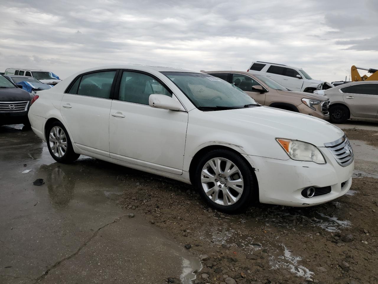 Photo 3 VIN: 4T1BK36B28U309210 - TOYOTA AVALON 