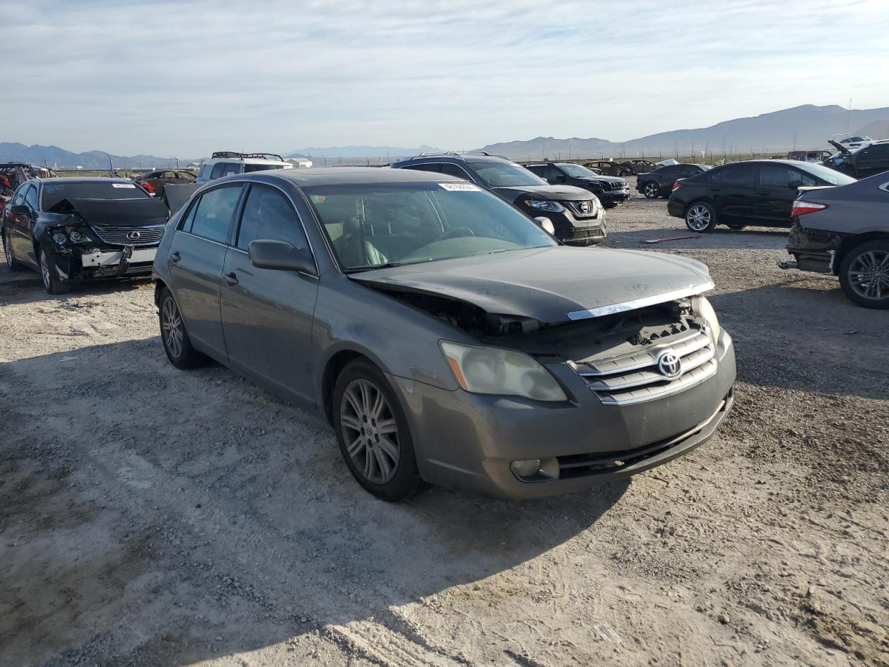 Photo 3 VIN: 4T1BK36B35U044308 - TOYOTA AVALON 