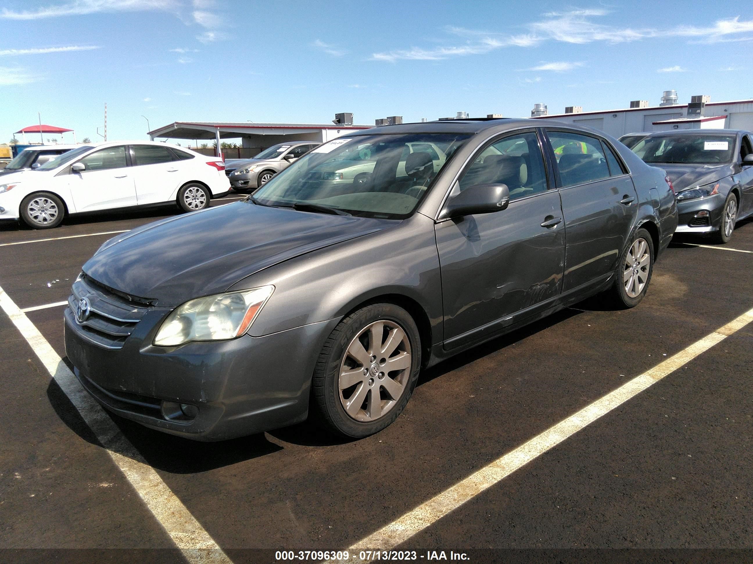 Photo 1 VIN: 4T1BK36B36U090335 - TOYOTA AVALON 