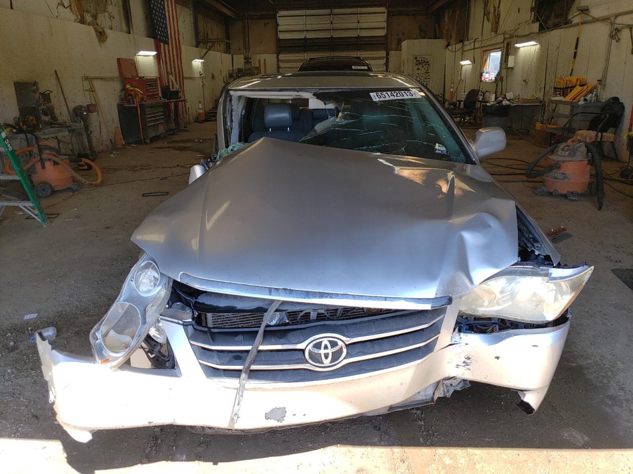 Photo 4 VIN: 4T1BK36B36U102841 - TOYOTA AVALON 