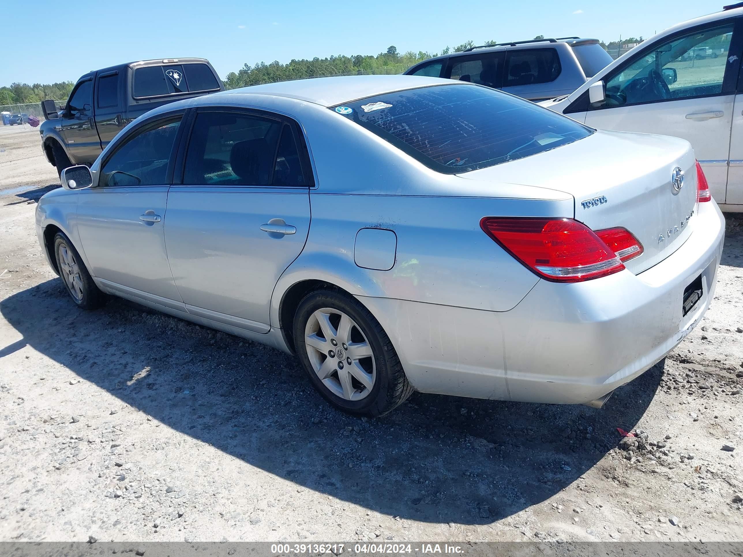 Photo 2 VIN: 4T1BK36B37U171207 - TOYOTA AVALON 