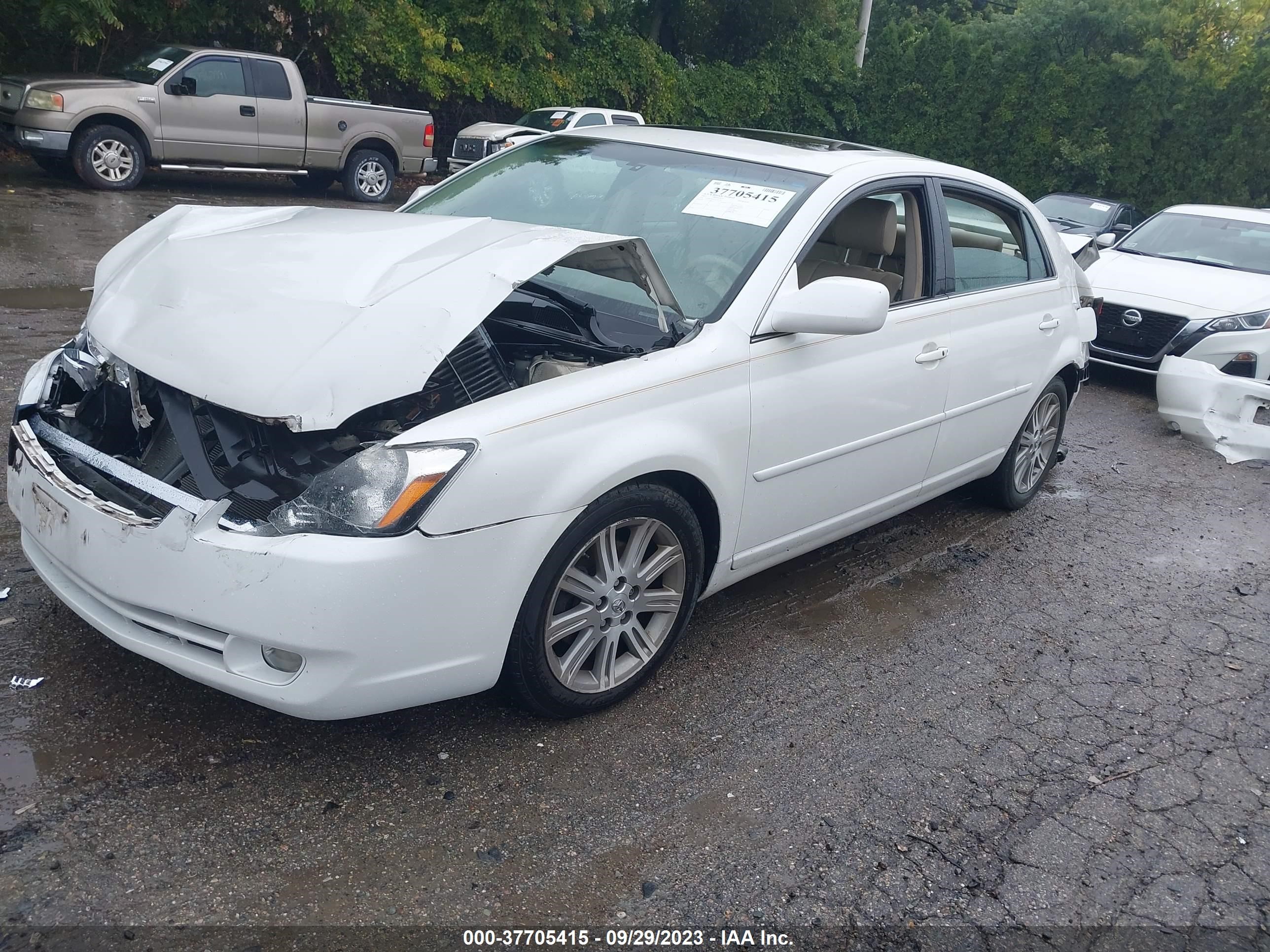 Photo 1 VIN: 4T1BK36B37U191179 - TOYOTA AVALON 