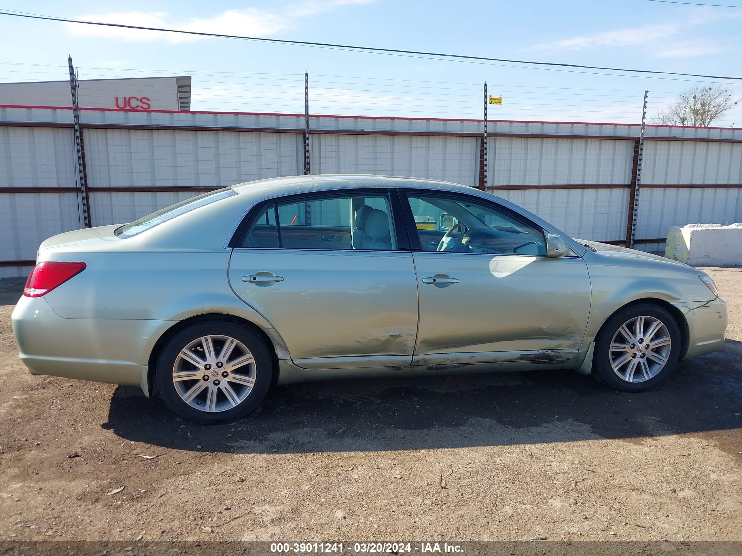 Photo 12 VIN: 4T1BK36B37U197466 - TOYOTA AVALON 