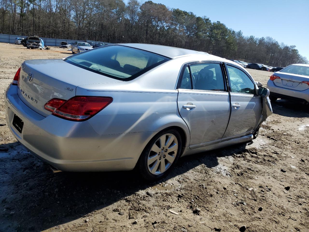 Photo 2 VIN: 4T1BK36B37U226898 - TOYOTA AVALON 