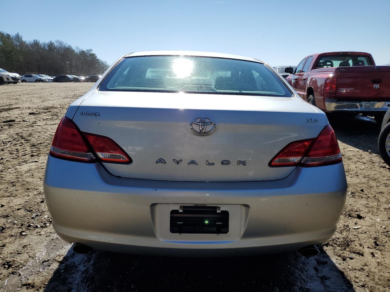 Photo 5 VIN: 4T1BK36B37U226898 - TOYOTA AVALON 