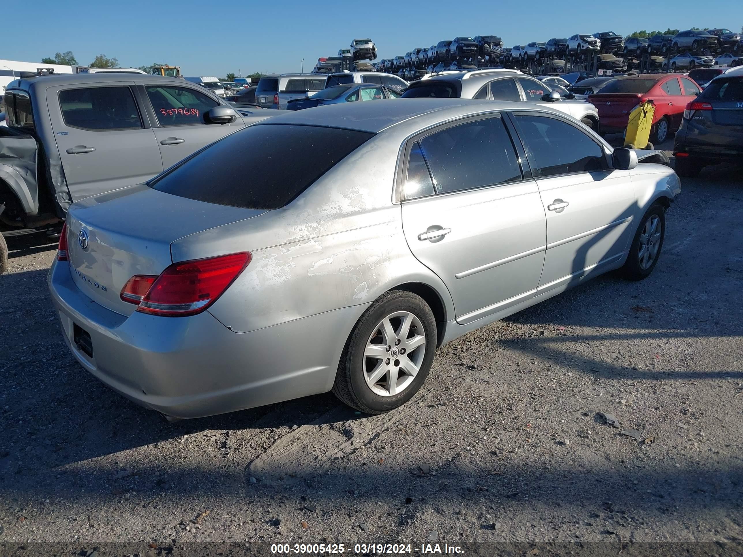 Photo 3 VIN: 4T1BK36B37U227744 - TOYOTA AVALON 