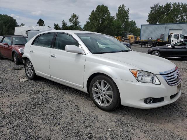 Photo 3 VIN: 4T1BK36B38U257070 - TOYOTA AVALON XL 