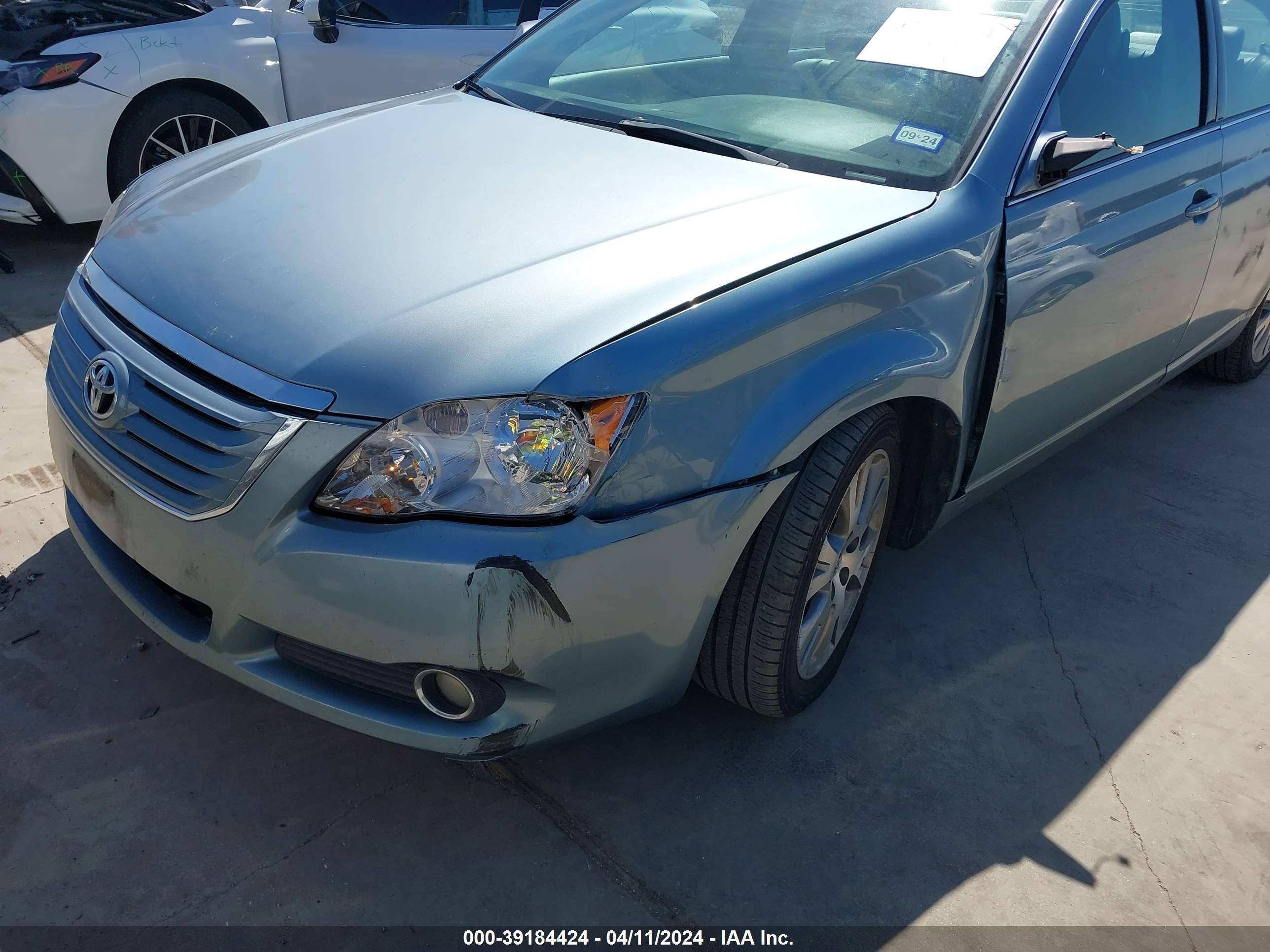 Photo 5 VIN: 4T1BK36B38U271065 - TOYOTA AVALON 