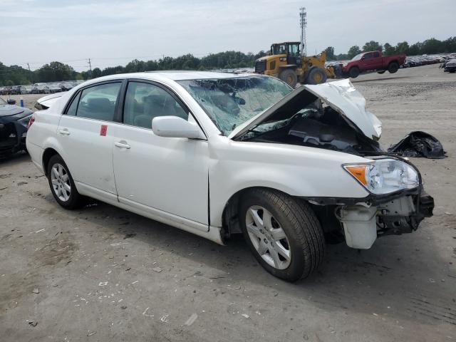 Photo 3 VIN: 4T1BK36B38U295172 - TOYOTA AVALON XL 