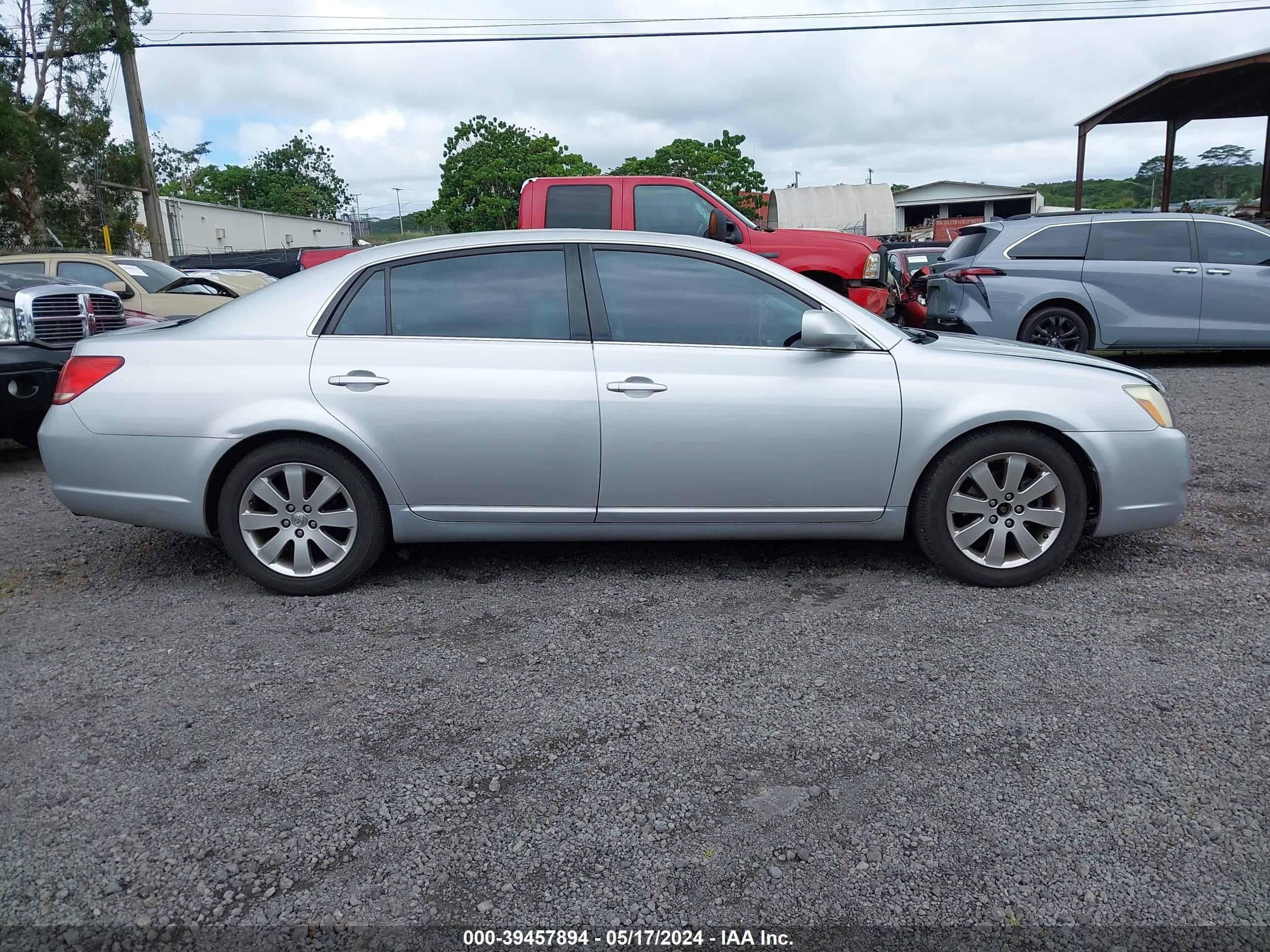 Photo 12 VIN: 4T1BK36B45U031485 - TOYOTA AVALON 