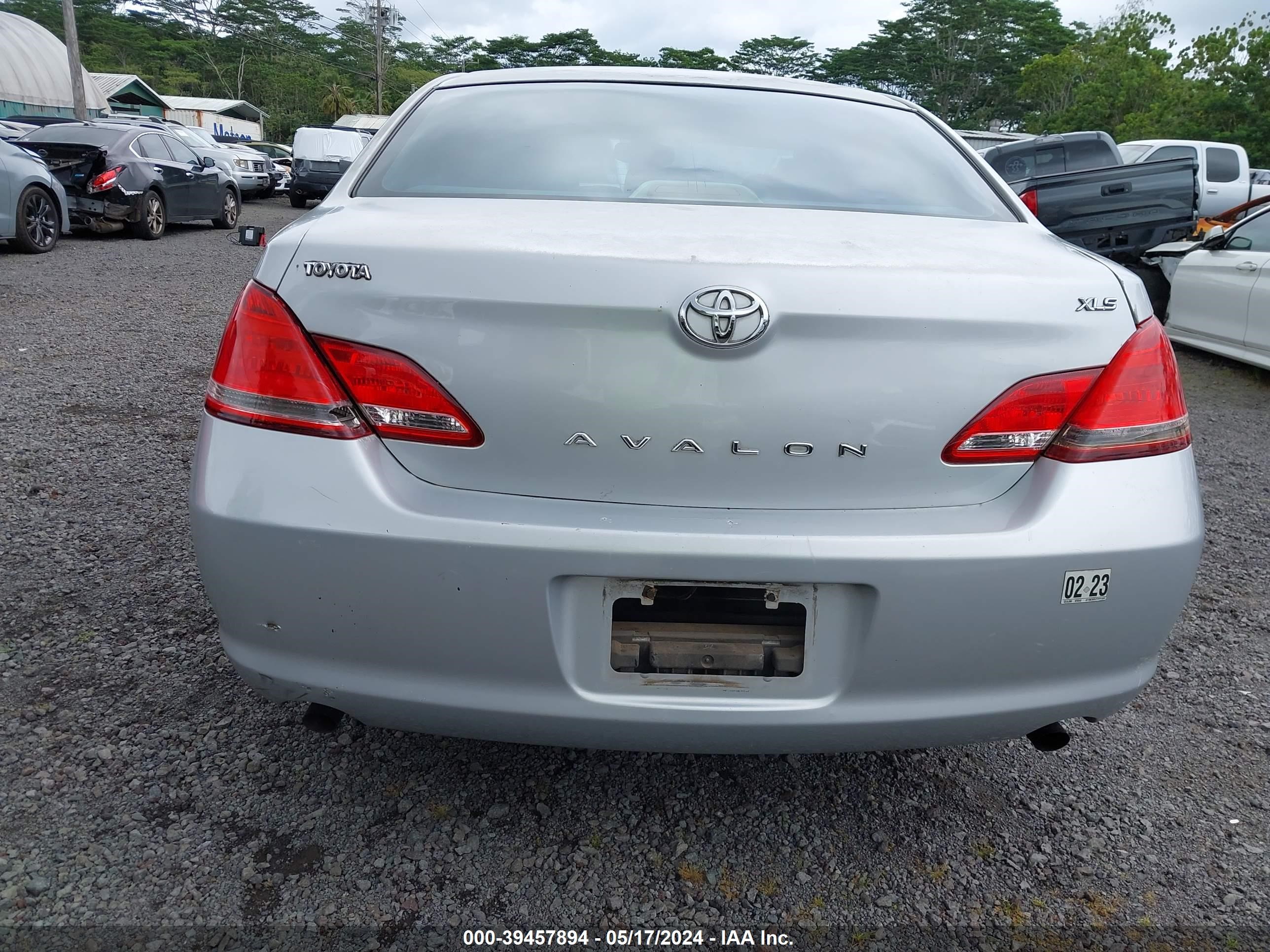 Photo 15 VIN: 4T1BK36B45U031485 - TOYOTA AVALON 