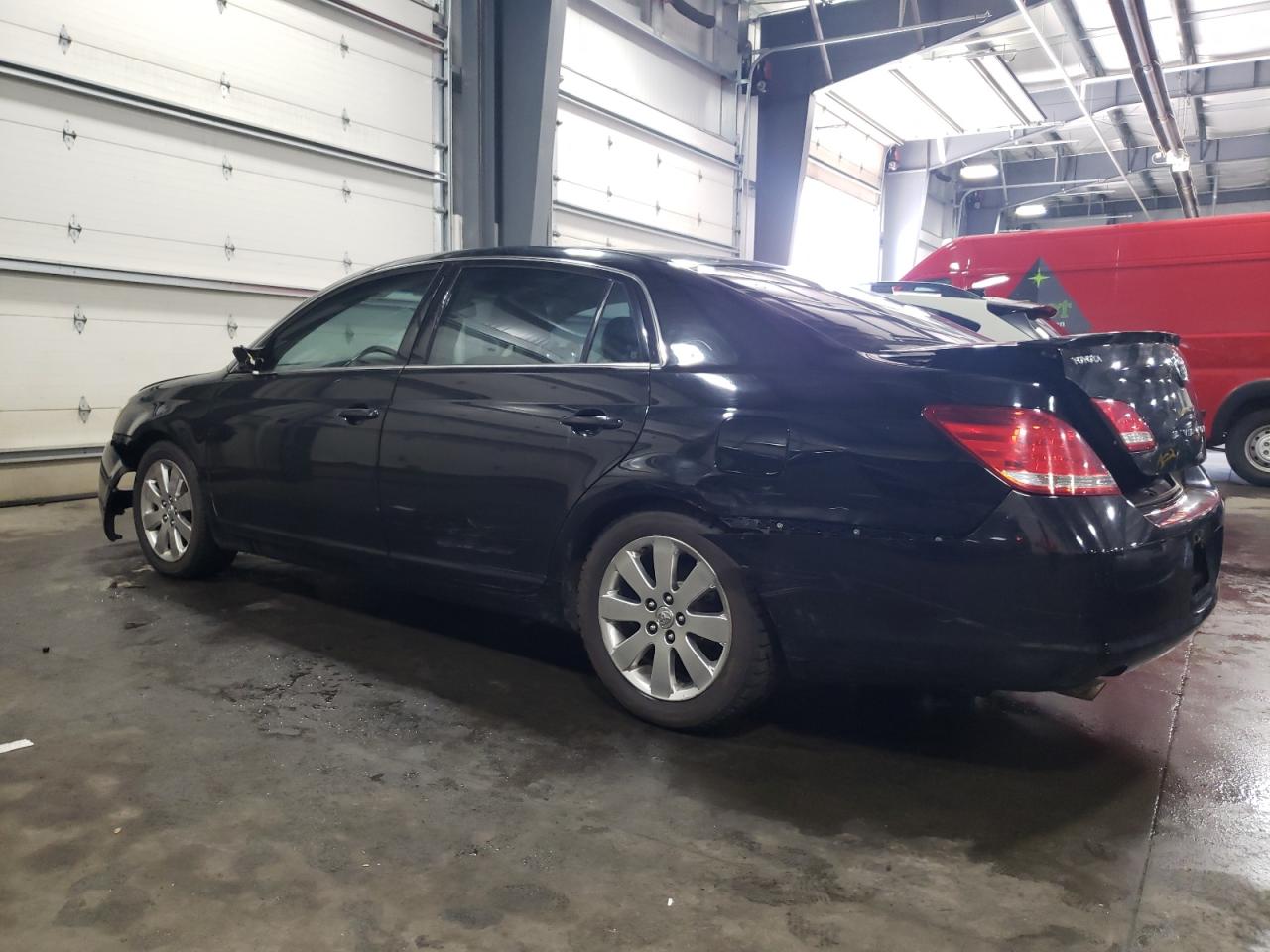 Photo 1 VIN: 4T1BK36B45U037402 - TOYOTA AVALON XL 