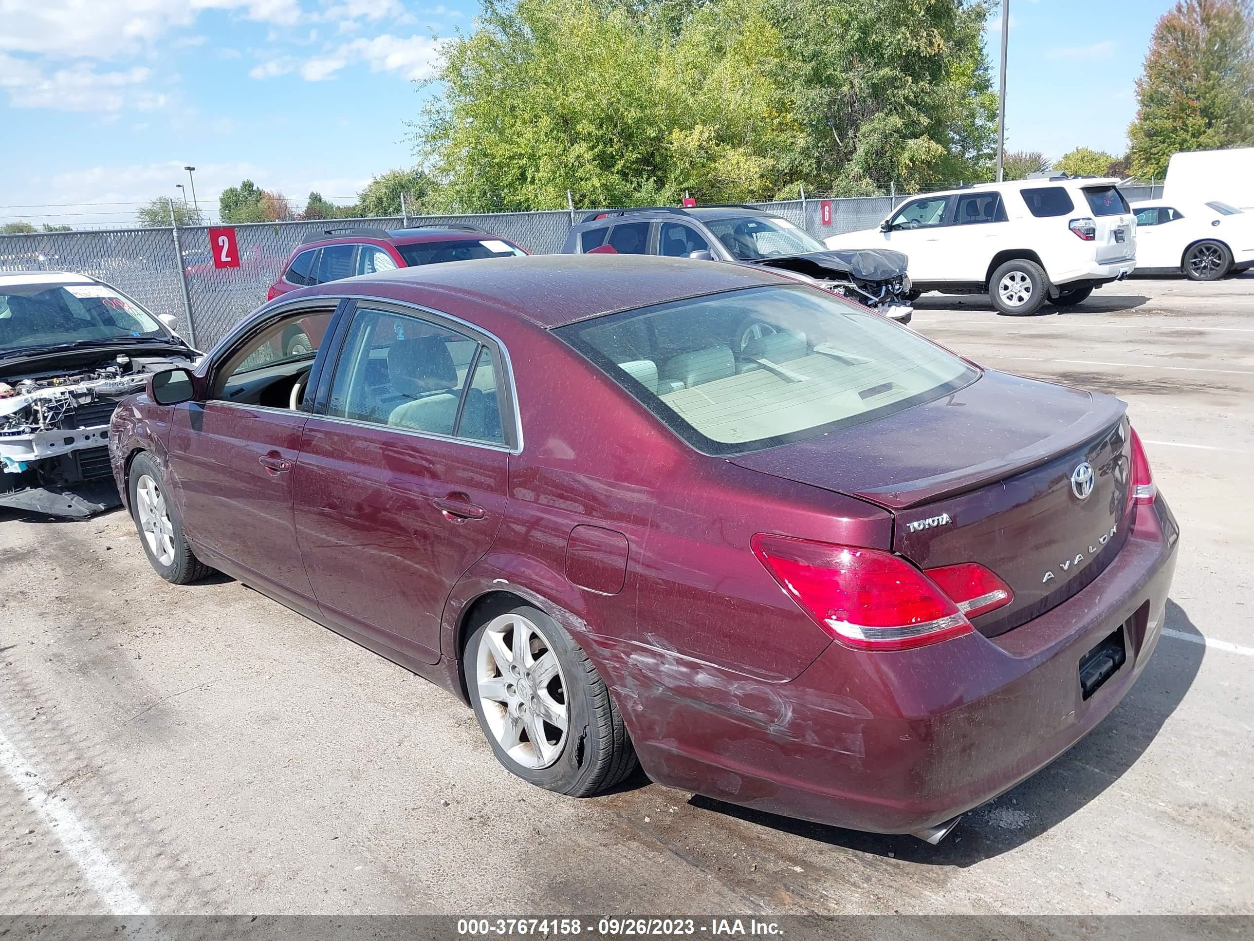 Photo 2 VIN: 4T1BK36B45U037576 - TOYOTA AVALON 