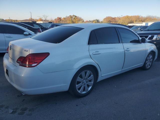 Photo 2 VIN: 4T1BK36B46U073799 - TOYOTA AVALON XL 