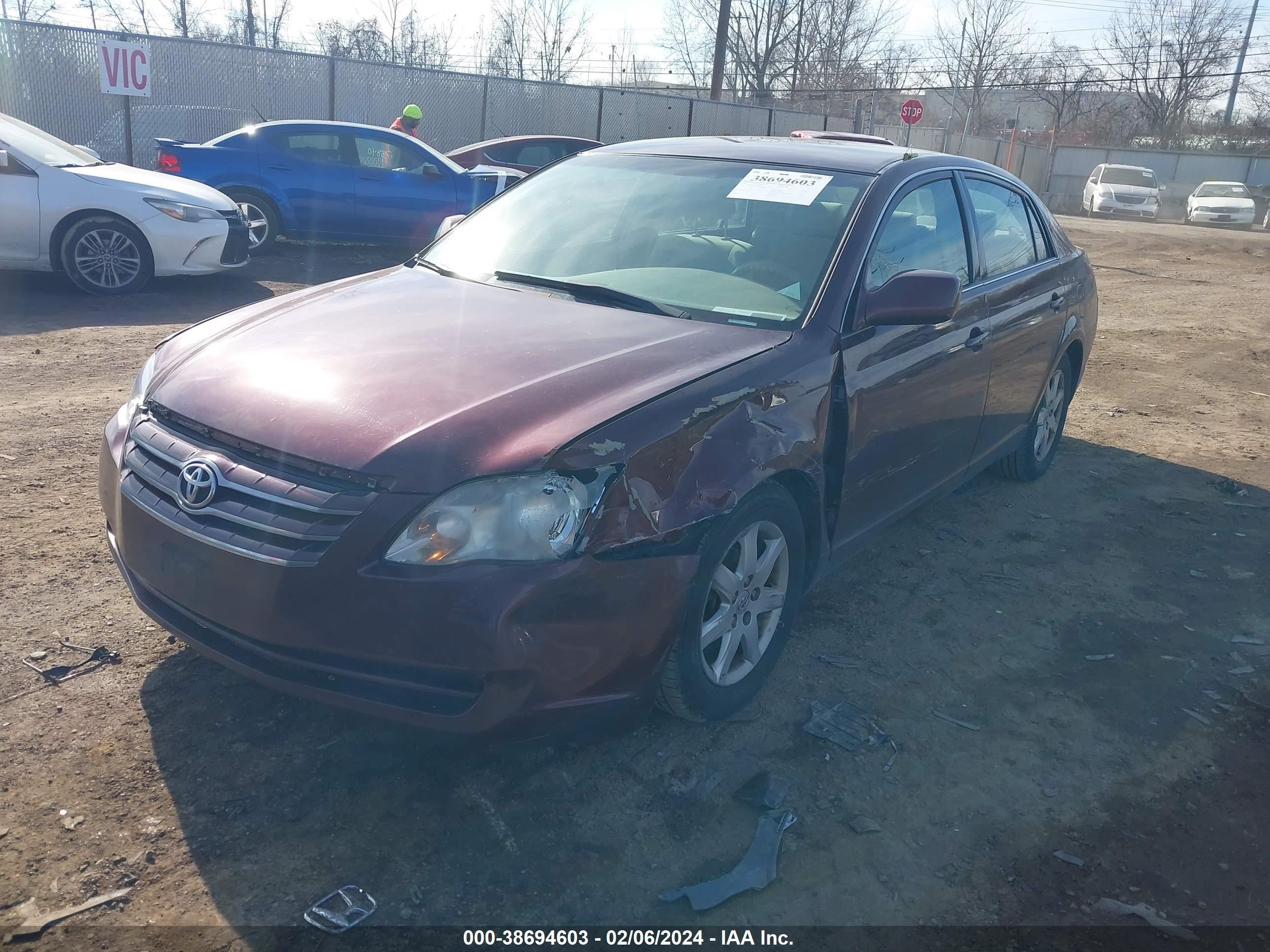 Photo 1 VIN: 4T1BK36B47U194284 - TOYOTA AVALON 